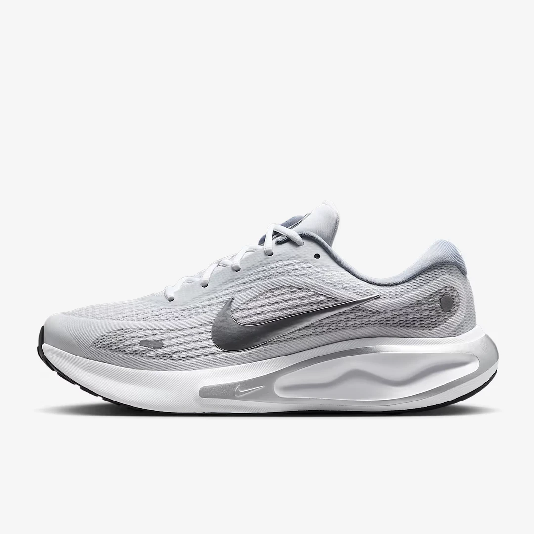 NIKE耐克男防滑JOURNEY RUN运动透气公路跑步鞋FN0228-104