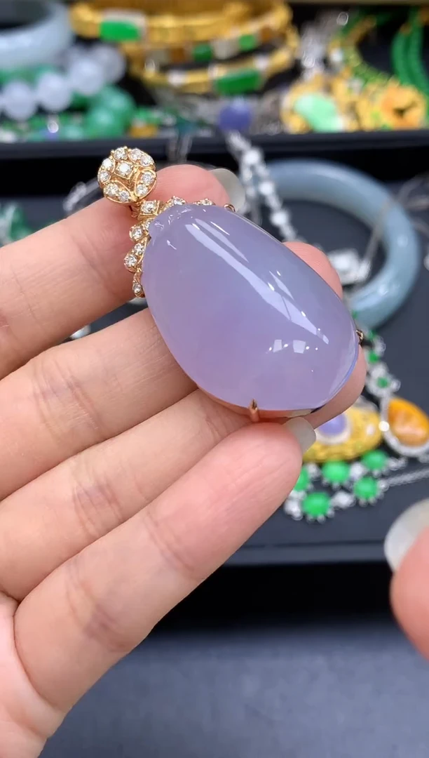 颈饰18K金镶嵌翡翠689-中国好珍宝