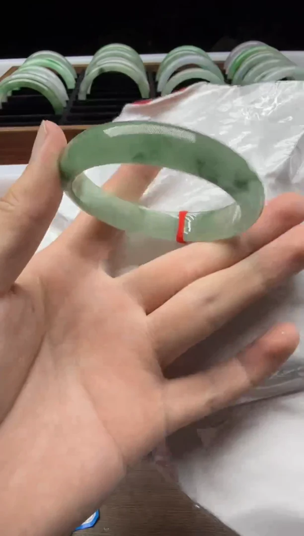 未镶嵌手镯翡翠A30