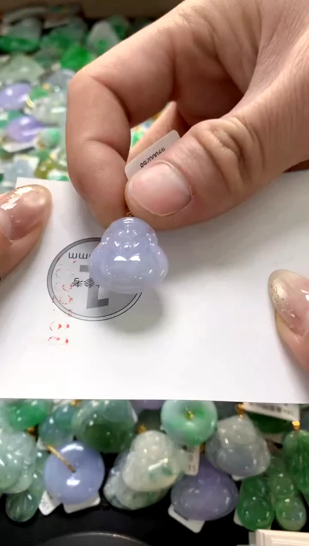 颈饰18K金镶嵌翡翠11111111