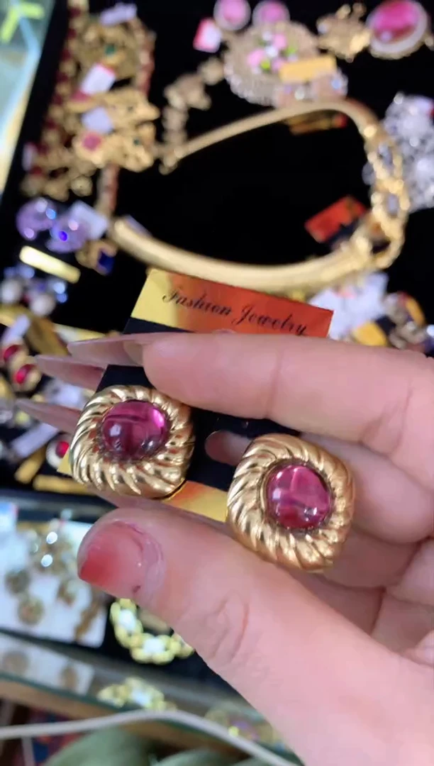 【闪购商品】瓷片楚楚中古珠宝甄选不退换