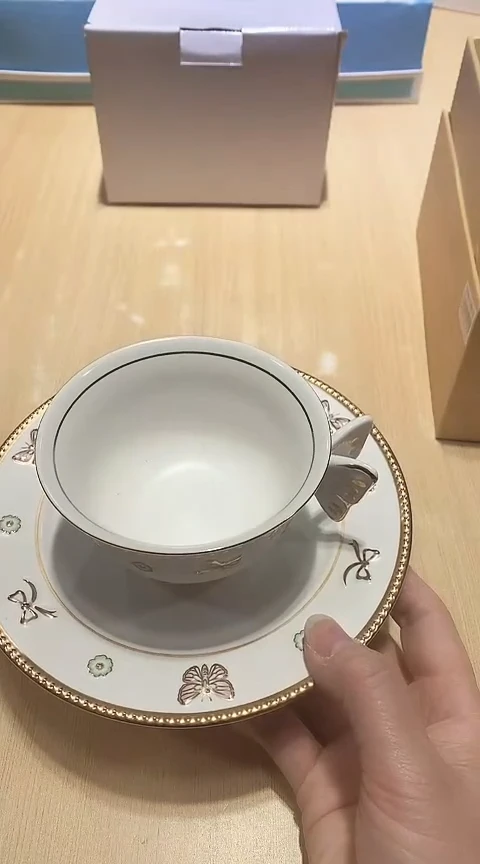 瓷片生活的本意就是开心@@1