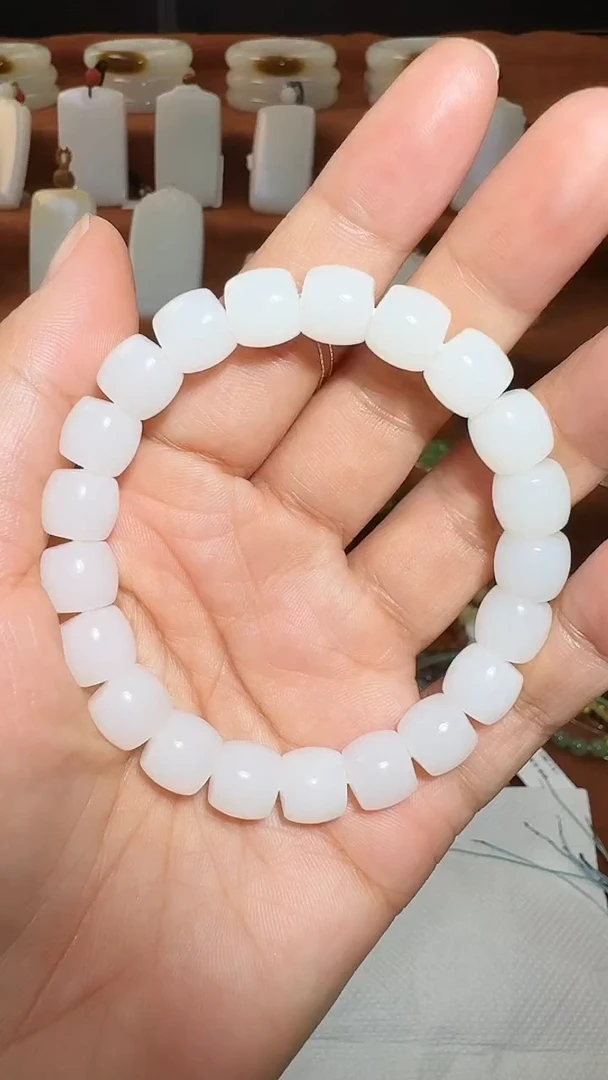 未镶嵌手串和田玉手串