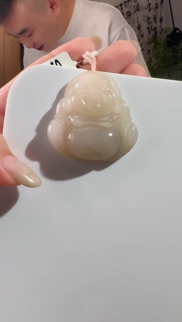 和田玉未镶嵌颈饰45藕粉佛公