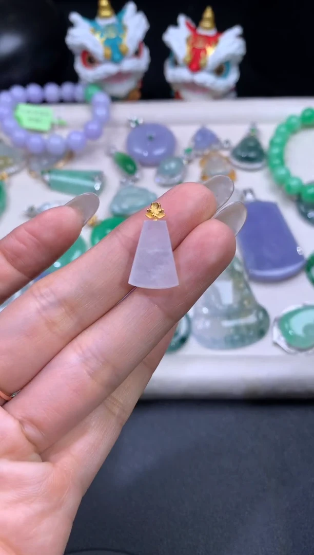 吊坠(不含链)18K金镶嵌翡翠翡翠