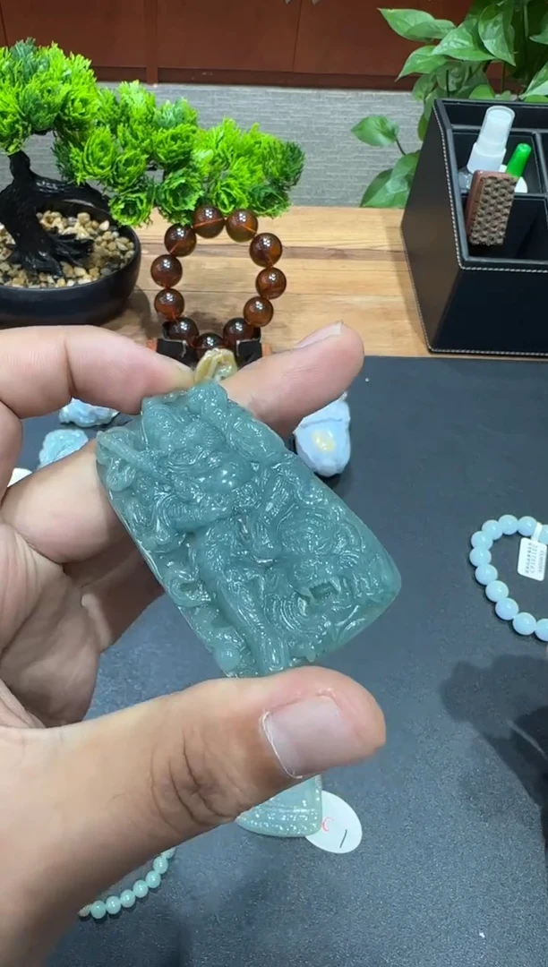 未镶嵌挂件翡翠A货翡翠多样性孤品