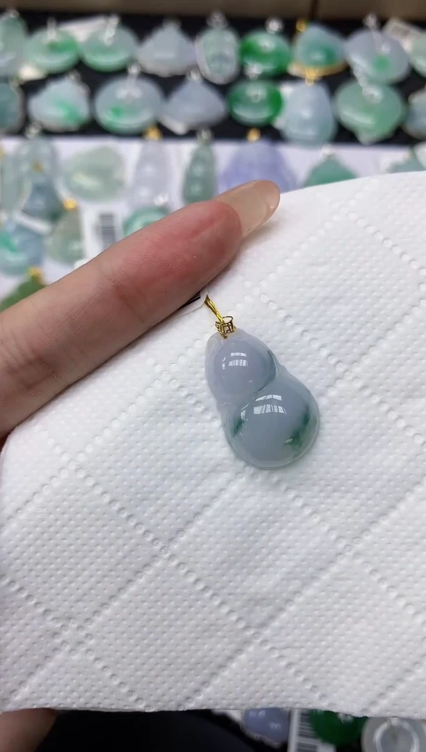 颈饰18K金镶嵌翡翠11111111111