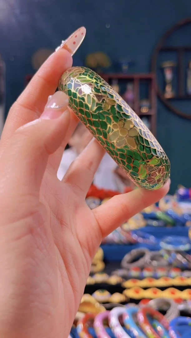 【闪购商品】非遗技艺景泰蓝脱胎手镯 绿色60-63