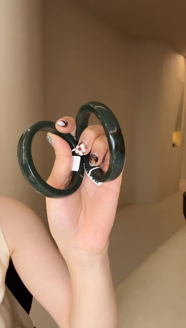 未镶嵌手镯和田玉59mm海盐巧克力多样性发其一