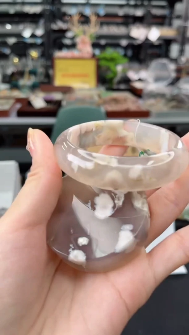 【闪购商品】石英质玉手镯未镶嵌55圈口（不退不换）1567186