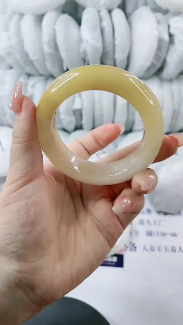 【闪购商品】石英质玉手镯未镶嵌0263400776-多样性发货