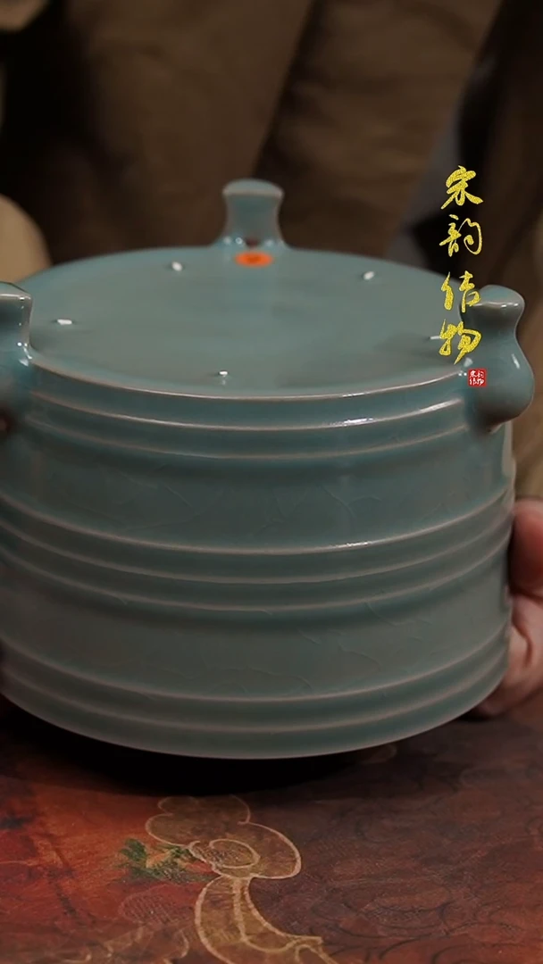摆件精*微瑕清凉寺原矿釉三足玄纹尊