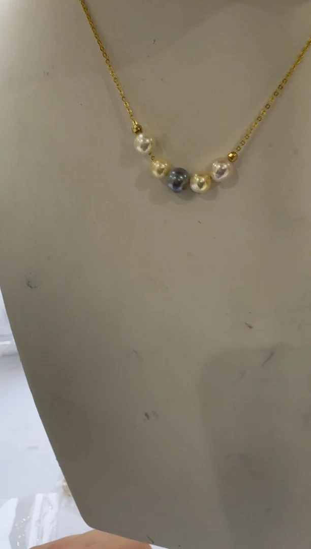 海水珍珠银S925镶嵌吊坠(赠链)5-6mm 混彩糖果微笑链