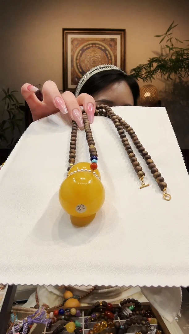 蜜蜡颈饰未镶嵌沉香蜜蜡大葫芦
