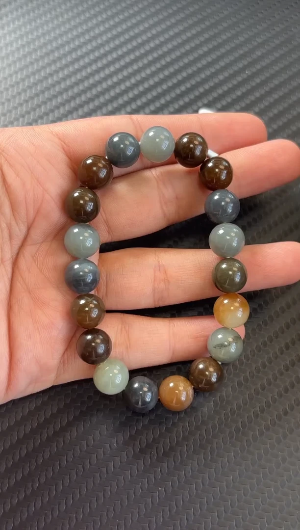 未镶嵌手串和田玉若羌微色差卡10