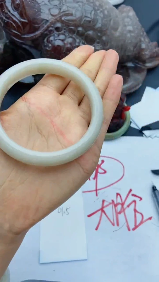 未镶嵌手镯石英质玉A113+61.5