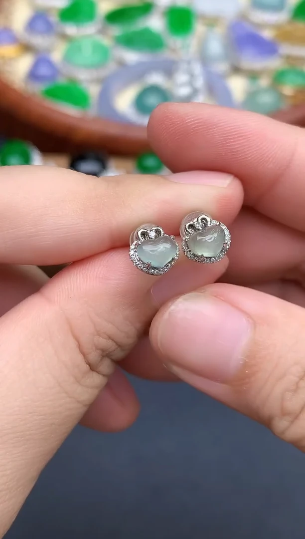 18K金镶嵌翡翠耳饰215-春日珠宝