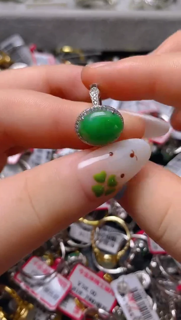 银S925镶嵌戒指翡翠百内无证书