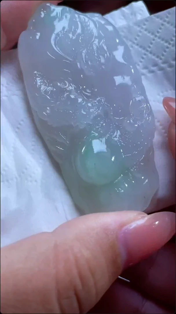 定制翡翠未镶嵌龙牌