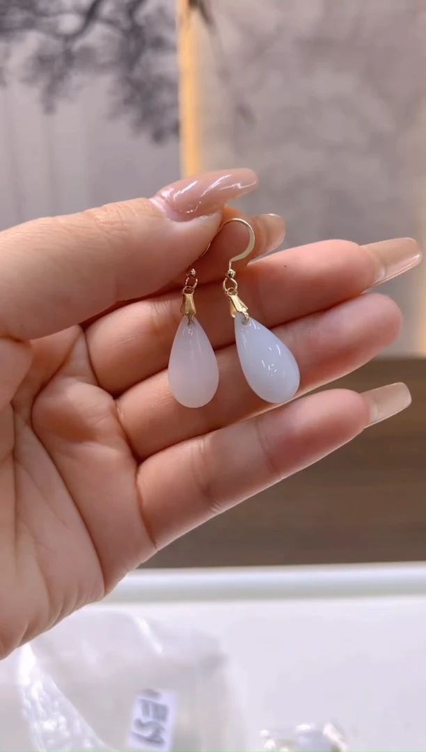 14K金镶嵌和田玉（白玉）耳饰E59