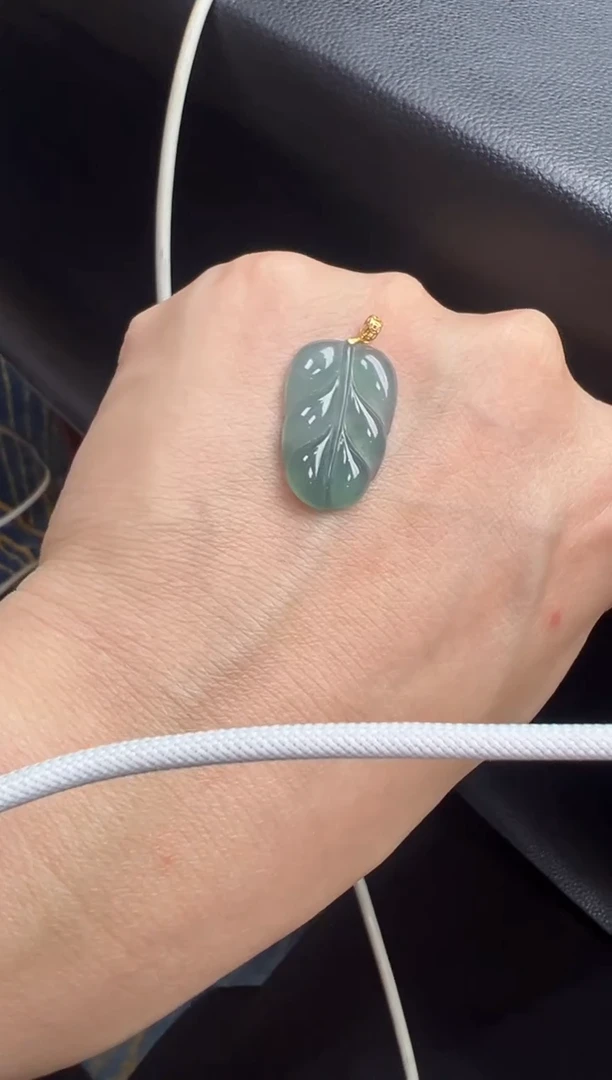 【闪购商品】翡翠颈饰未镶嵌MY01叶子