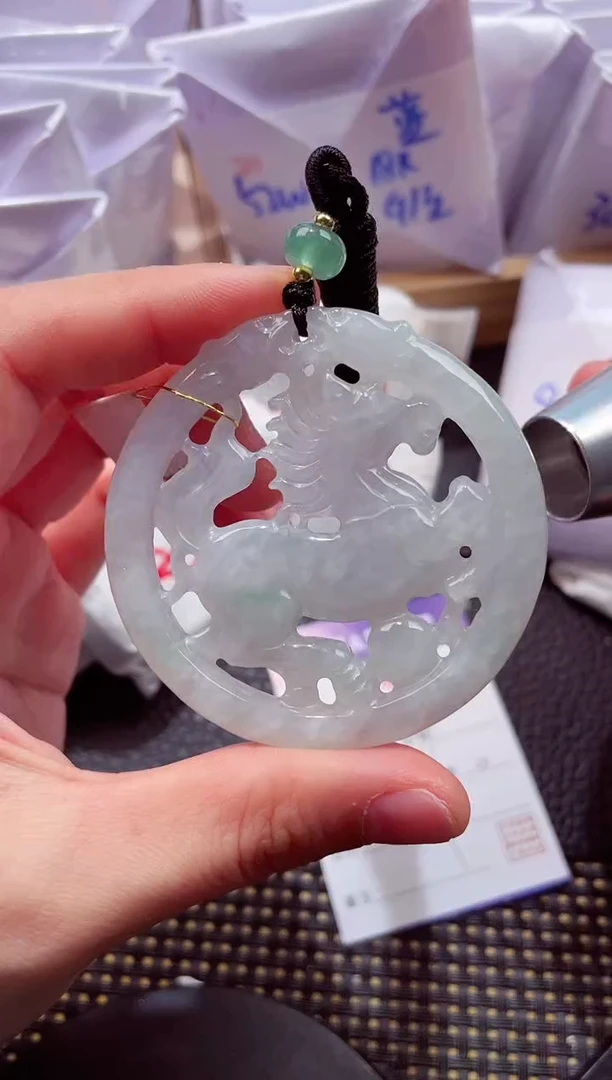 颈饰未镶嵌翡翠000111