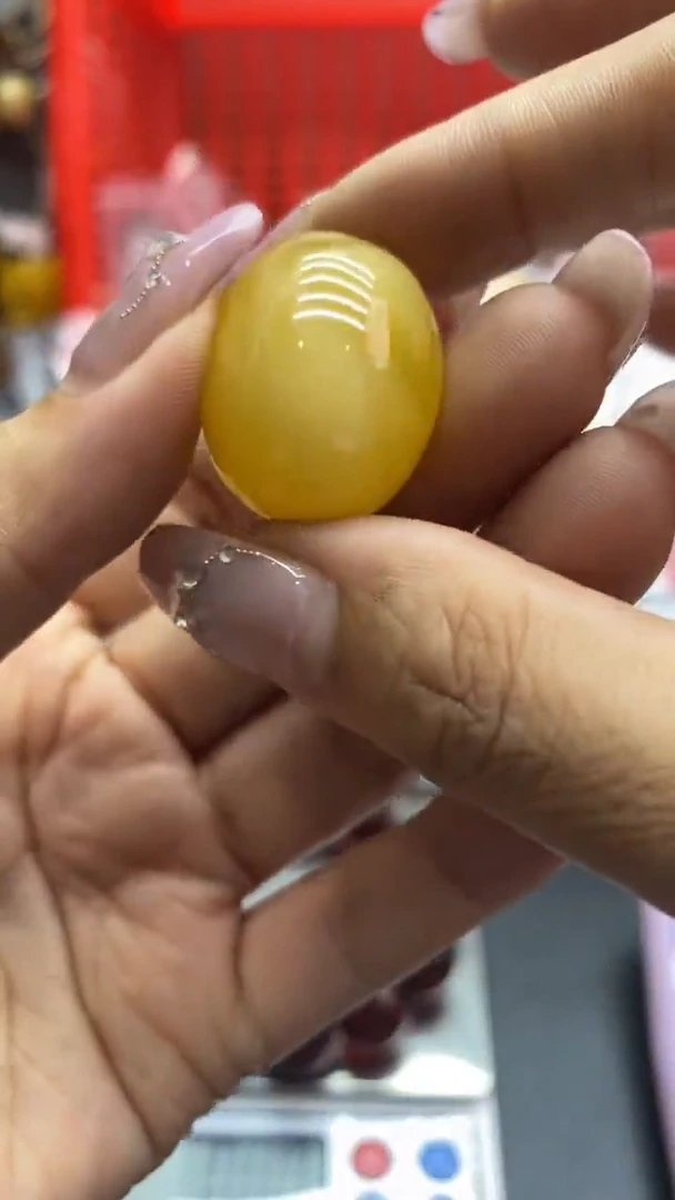 琥珀未镶嵌珠宝奇石1336