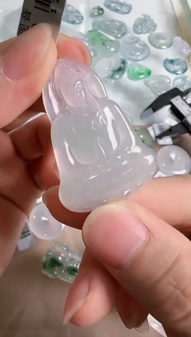 【闪购商品】翡翠吊坠(不含链)未镶嵌..