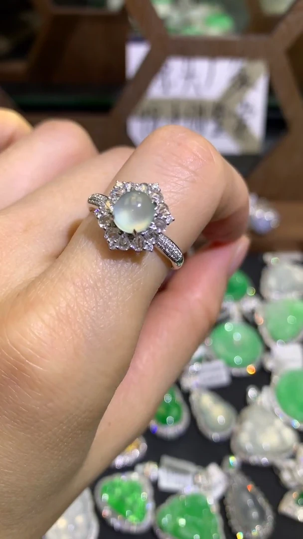 翡翠18K金镶嵌吊坠(不含链)戒指