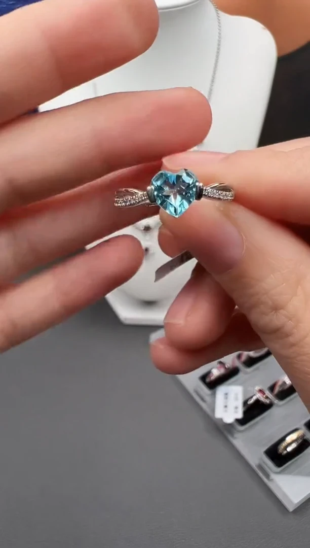 银S925镶嵌戒指托帕石88