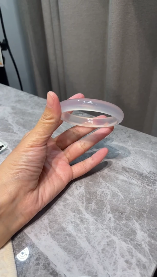 手镯玛瑙/玉髓未镶嵌56.6鉴赏期48小时