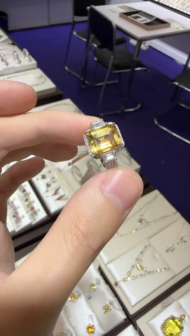 【闪购商品】黄晶戒指银S925镶嵌10*8mm