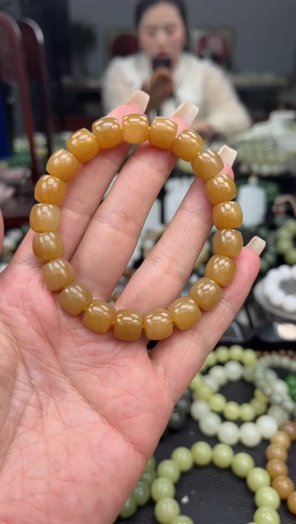【闪购商品】和田玉手串未镶嵌新疆且末红糖卡10