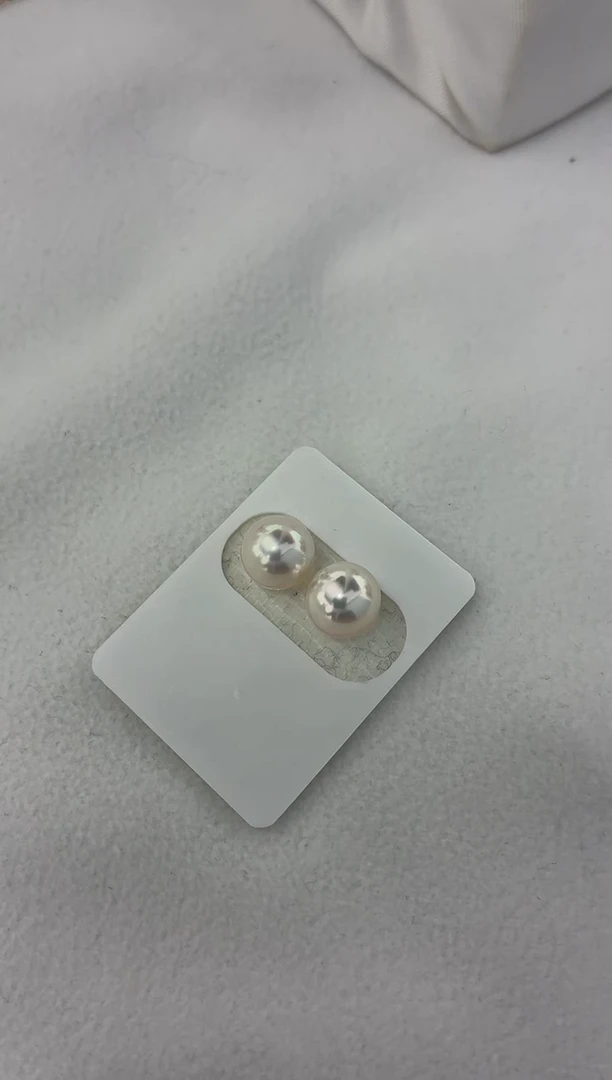 18K金镶嵌耳饰海水珍珠9-9.5素钉