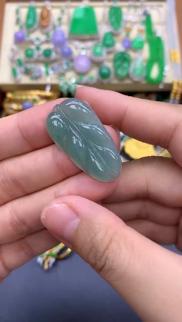 颈饰未镶嵌翡翠18-中国好珍宝
