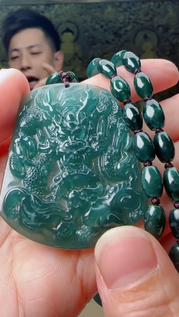 【闪购商品】翡翠颈饰未镶嵌多样性随机发其一