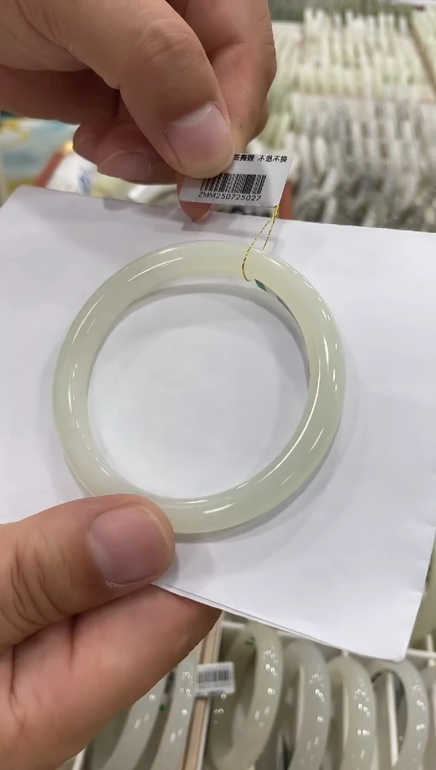 未镶嵌手镯和田玉58-59圈口 5027