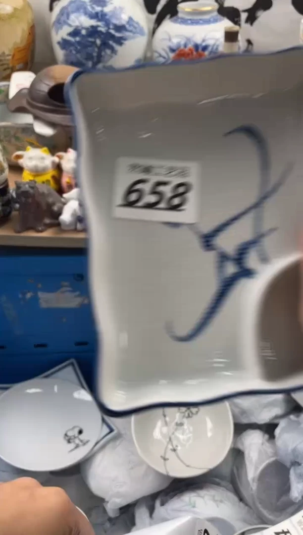 【闪购商品】瓷片658然曦海外工艺品。。。