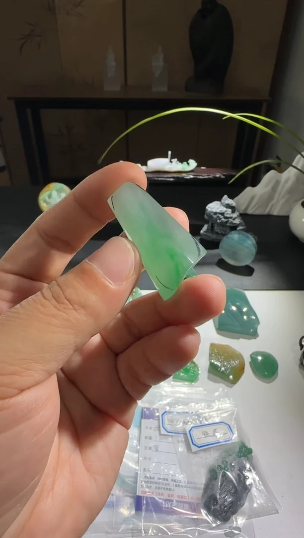 未镶嵌定制翡翠缅甸A货翡翠