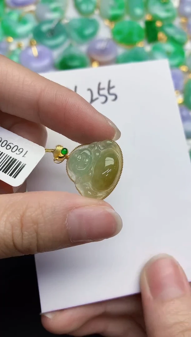 颈饰18K金镶嵌翡翠缅甸天然翡翠A货