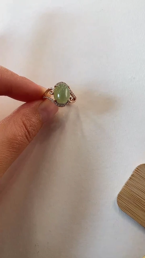 银S925镶嵌戒指和田玉（糖玉）戒指