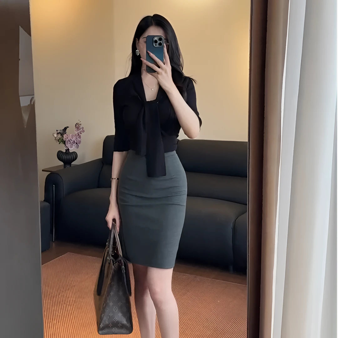 韩系大女主穿搭黑色针织系带半袖上衣灰色包臀半身裙轻熟风套装
