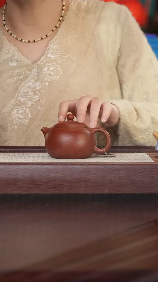 【闪购商品】紫砂壶75号TT大红袍西施180c