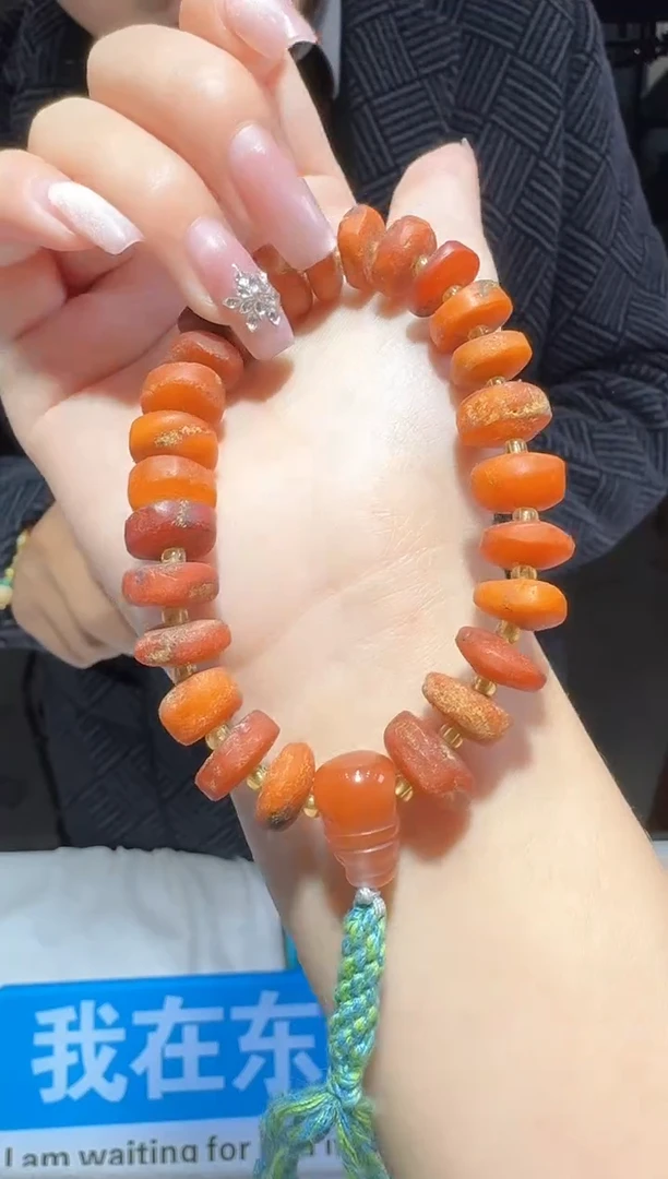 【闪购商品】蜜蜡手链未镶嵌多样性发一件 204