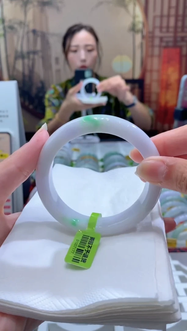 未镶嵌手镯翡翠000074903