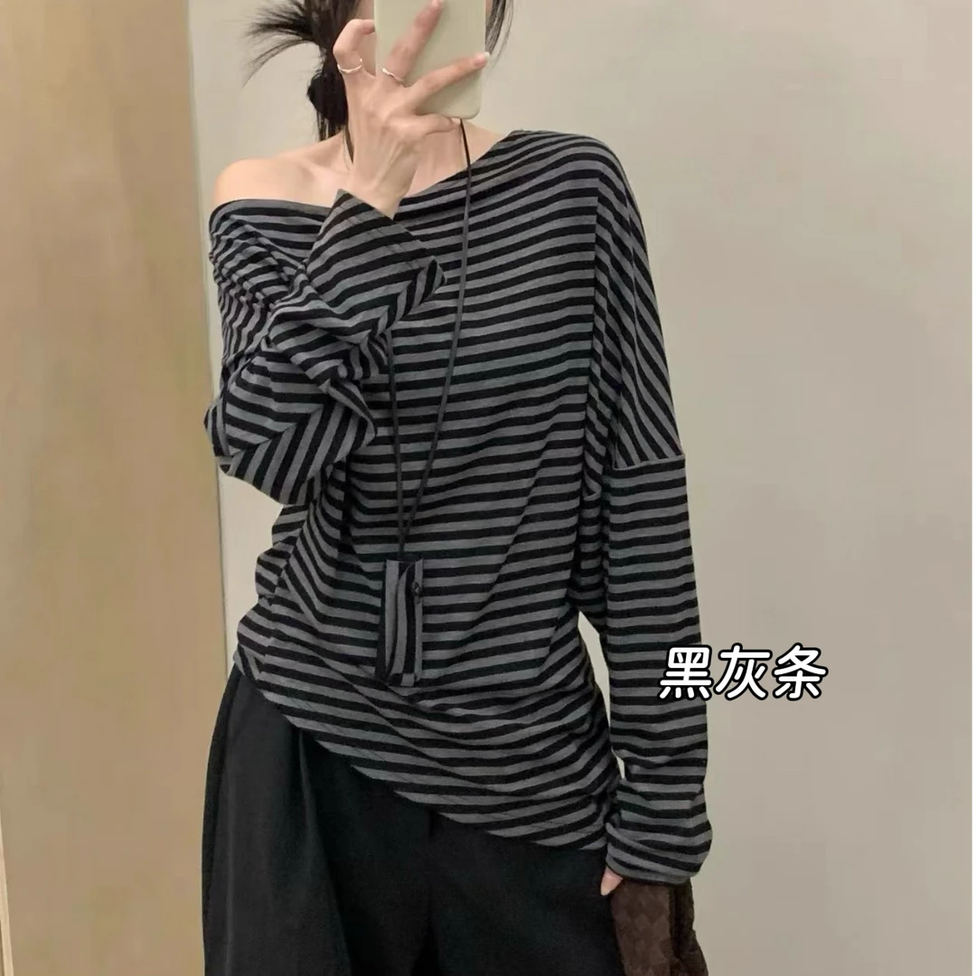 【About June】秋季款上新长袖宽松型抗起球条纹T恤显瘦东方洛可可