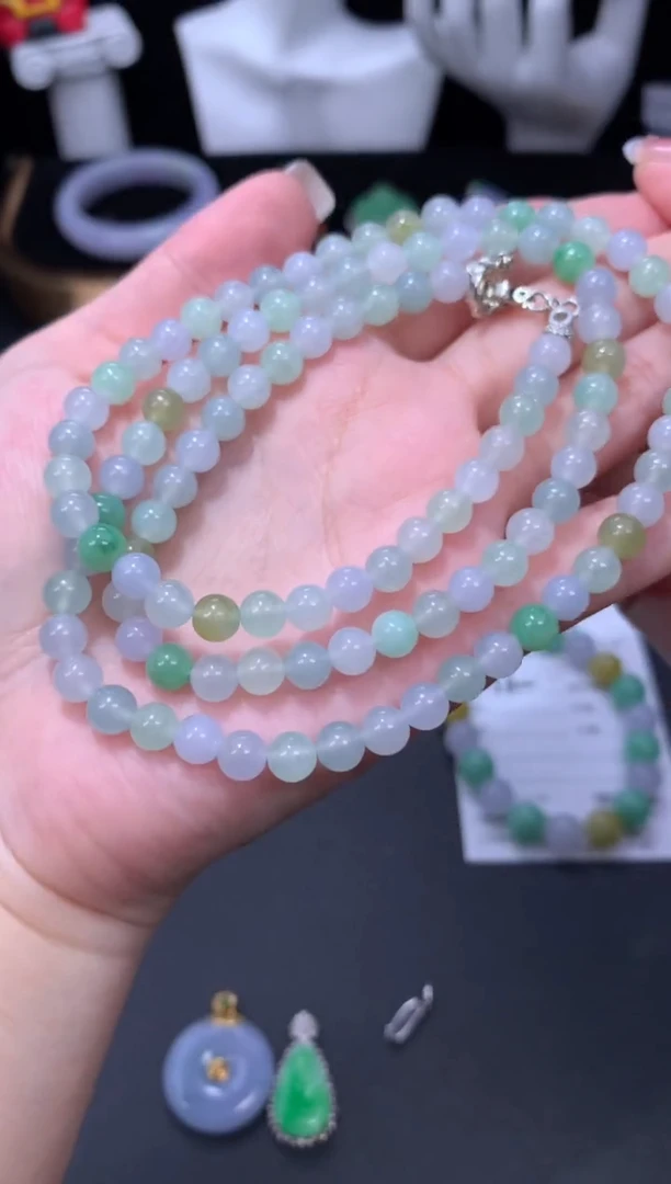 未镶嵌定制翡翠48小时鉴赏期 退货不扣服务费