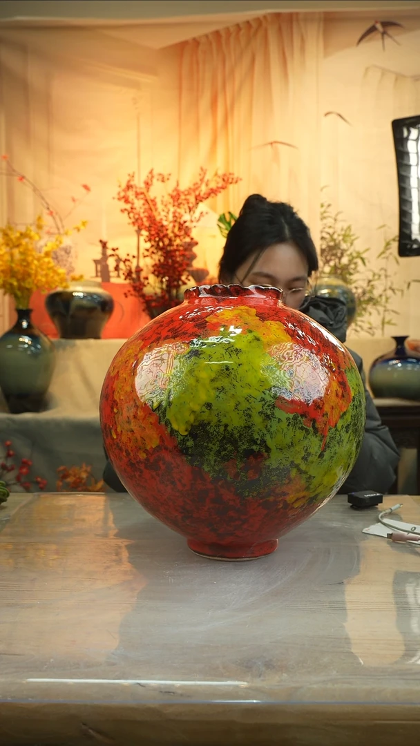 高 度32口  径12花瓶
