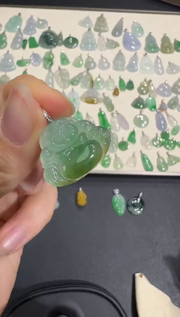 颈饰18K金镶嵌翡翠X1215-1501-112