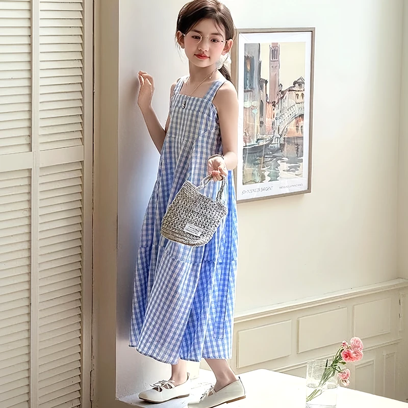 女童吊带连衣裙夏季2025新款炸街洋气裙子儿童夏装海边格子长裙潮